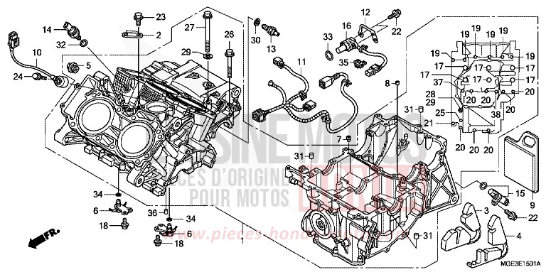 CRANKCASE (VFR1200FD) for VFR1200F Dual Clutch CANDY PROMINENCE RED (R342) from 2012